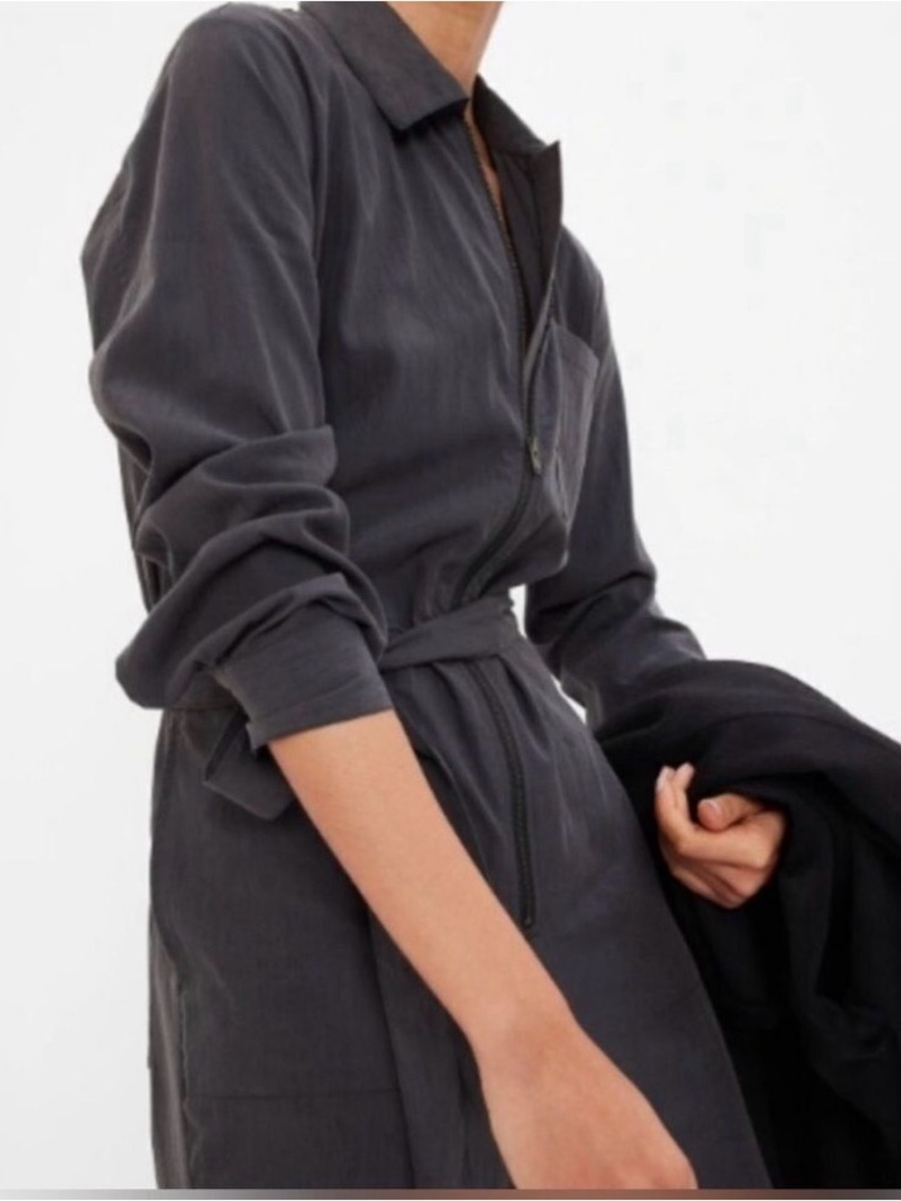 GAP Women’s charcoal long sleeve jumpsuit